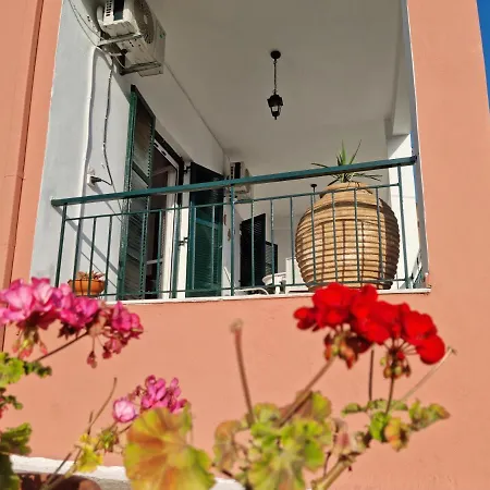 Dimitras Cosy Semesterbostad Lefkimmi (Corfu)